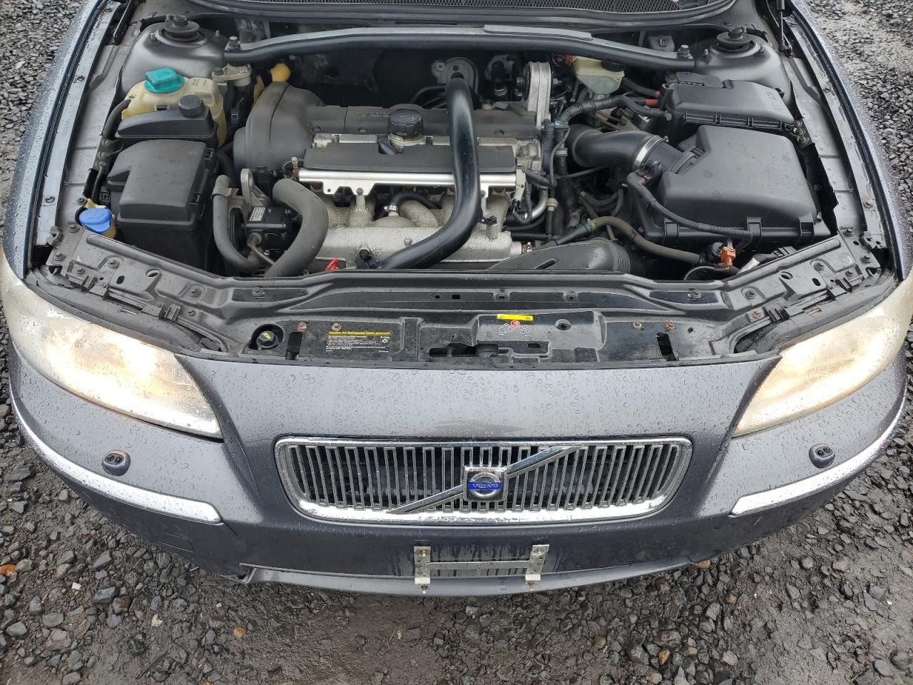 2007 VOLVO V70