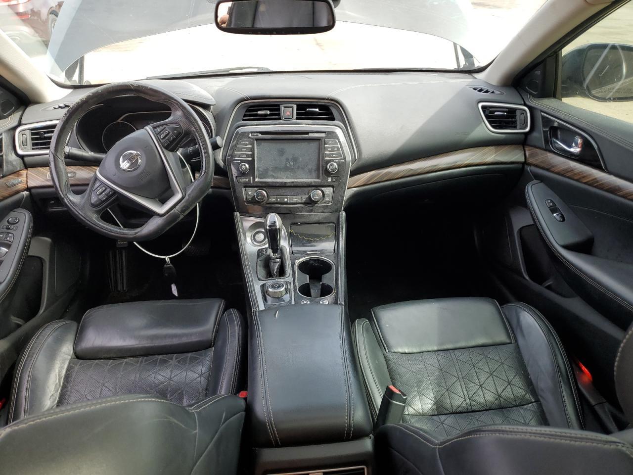 2016 NISSAN Maxima