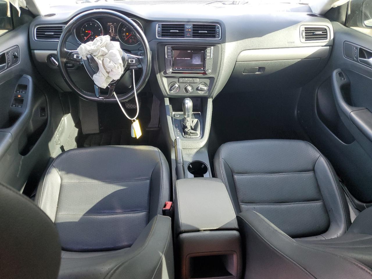 2017 VOLKSWAGEN JETTA