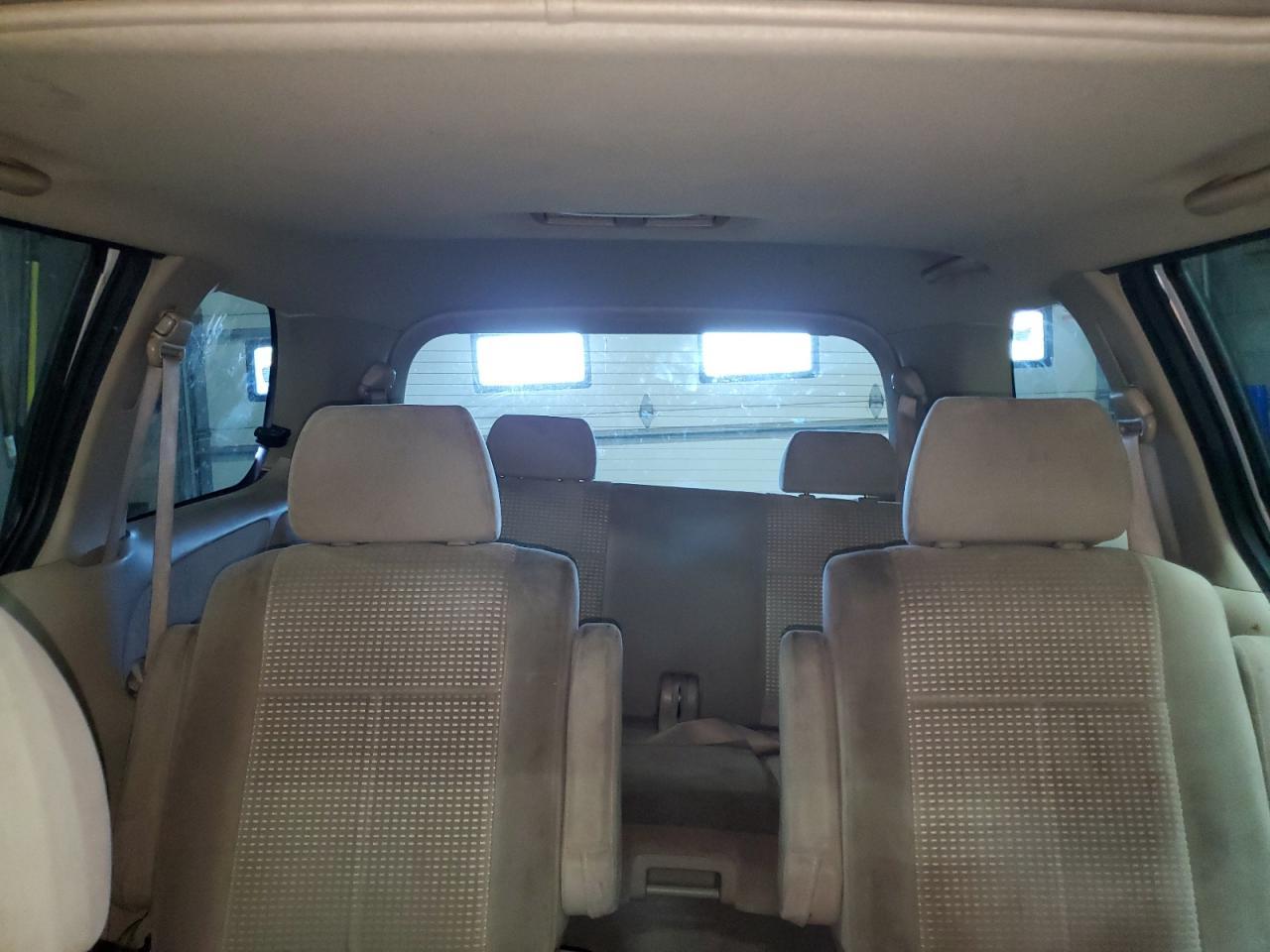 2006 MAZDA Mpv