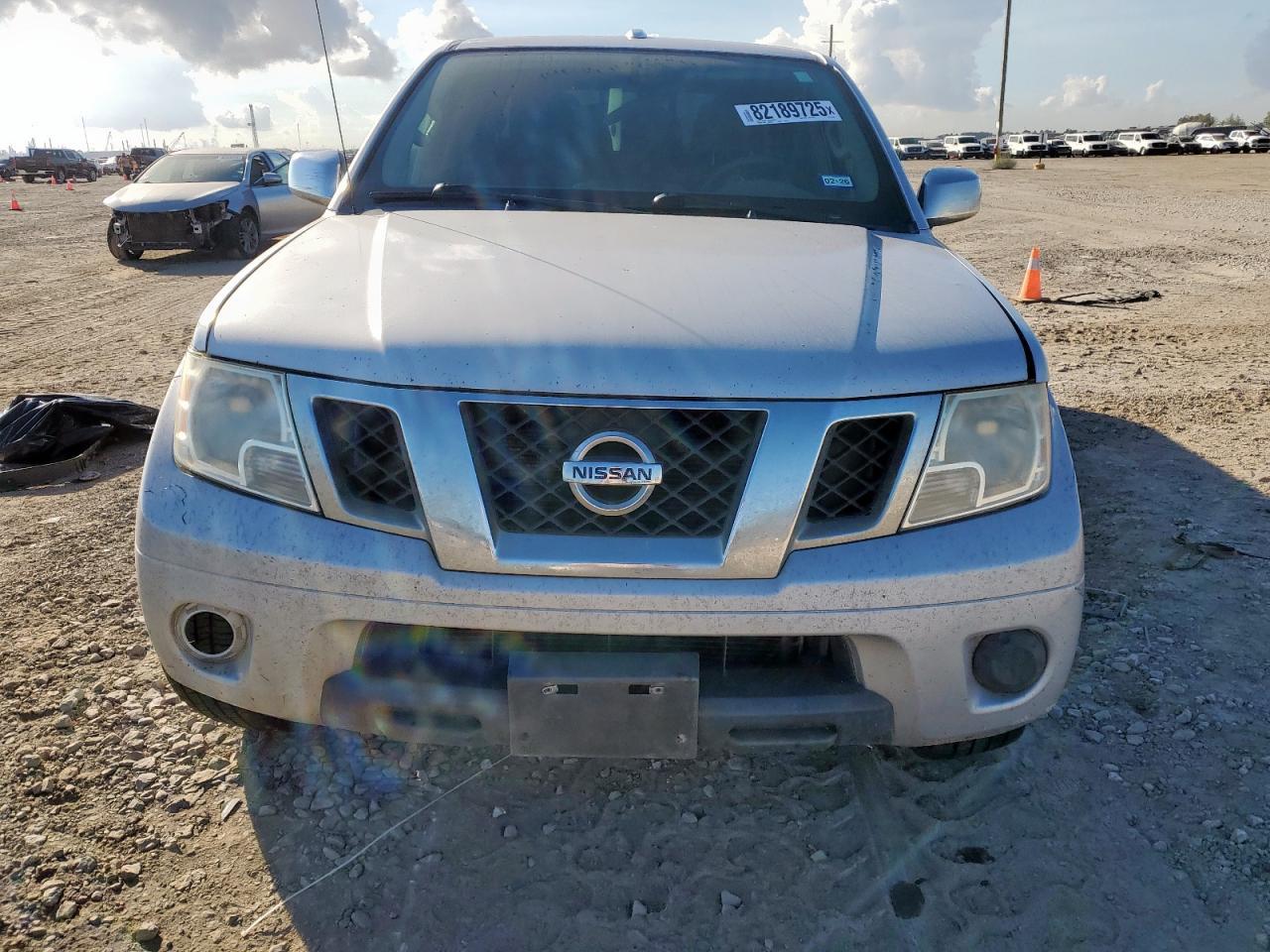2015 NISSAN Frontier