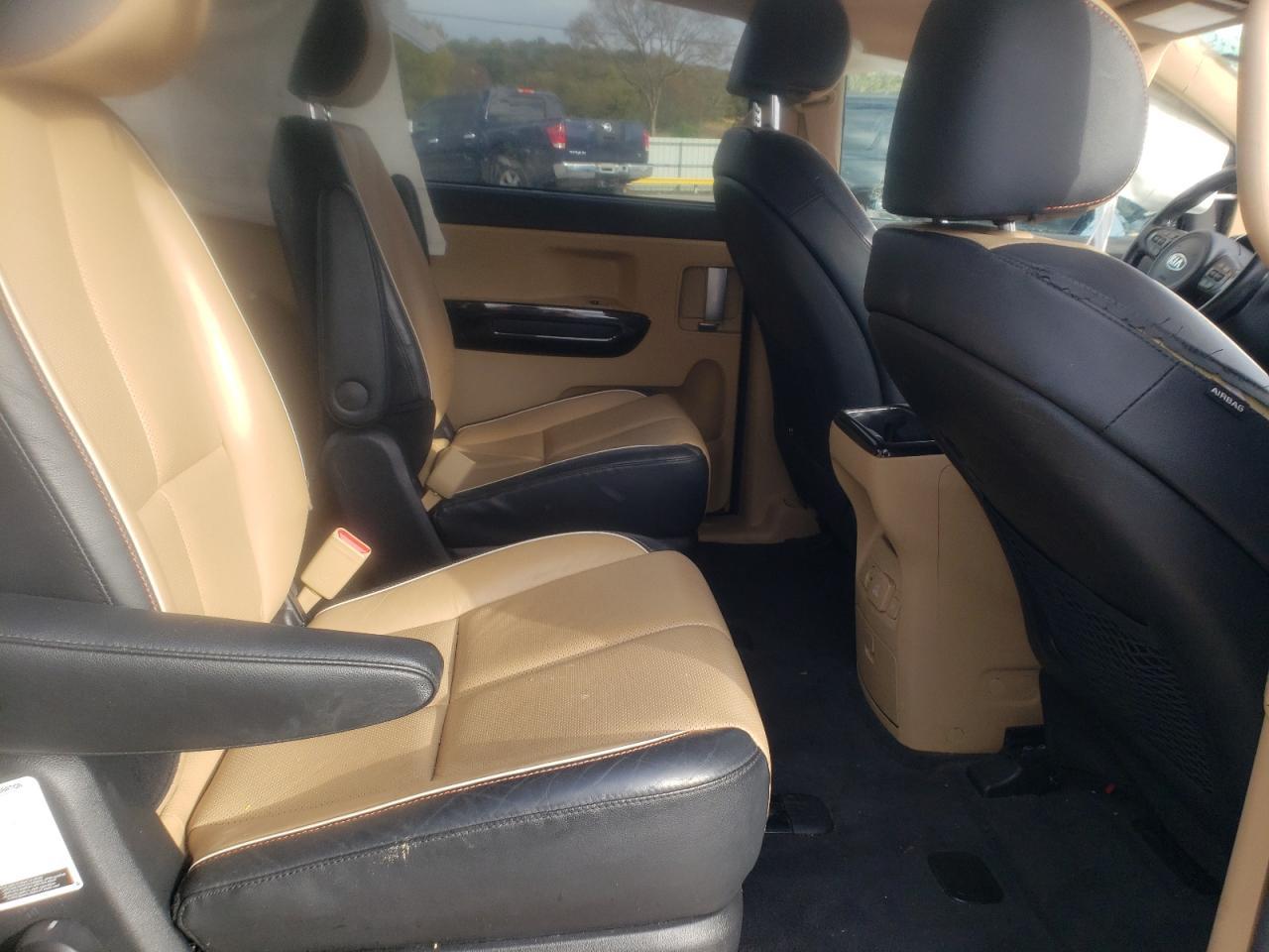 2018 KIA SEDONA