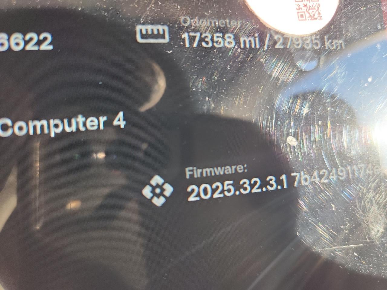 2025 TESLA MODEL Y