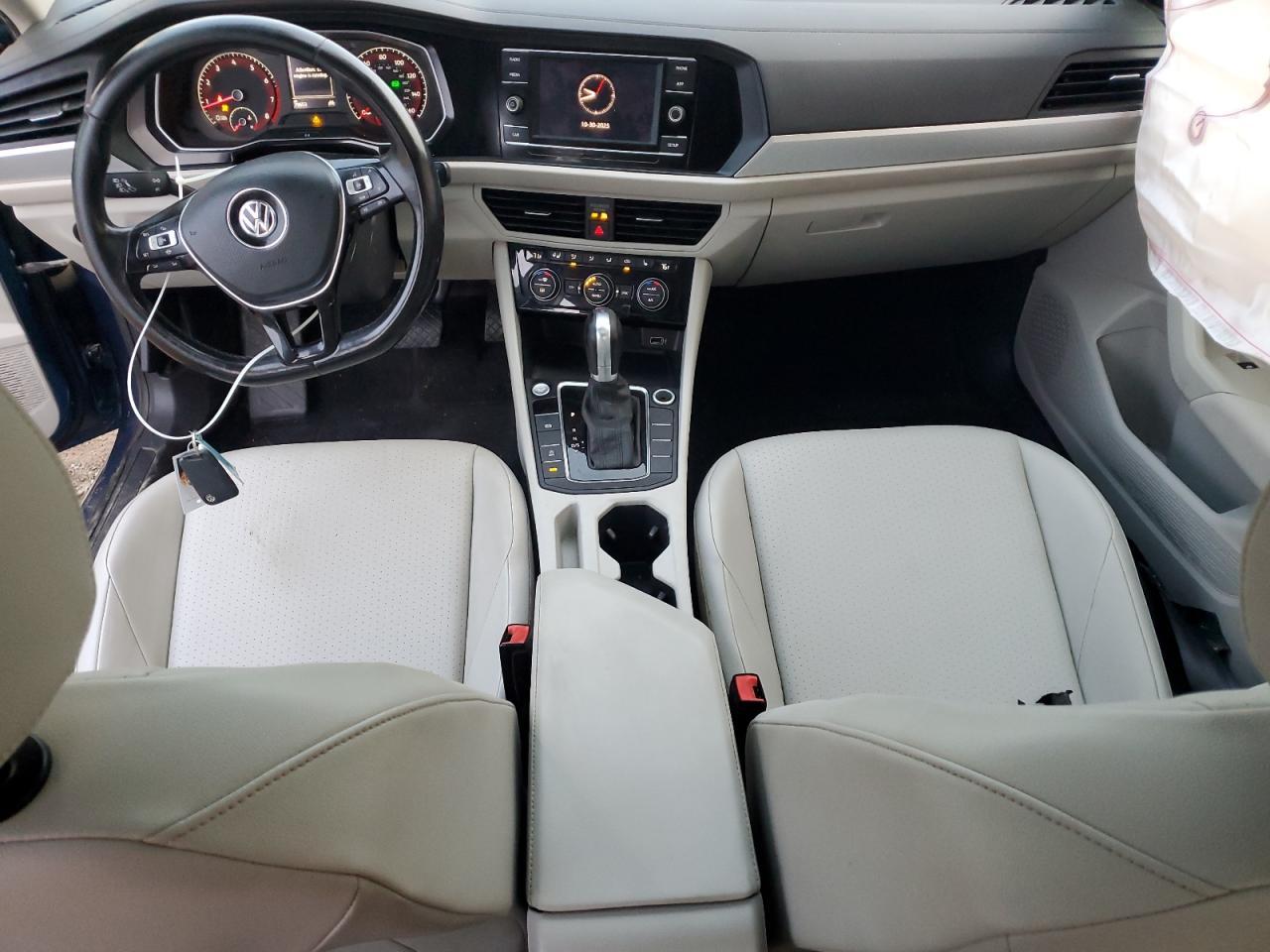 2019 VOLKSWAGEN JETTA