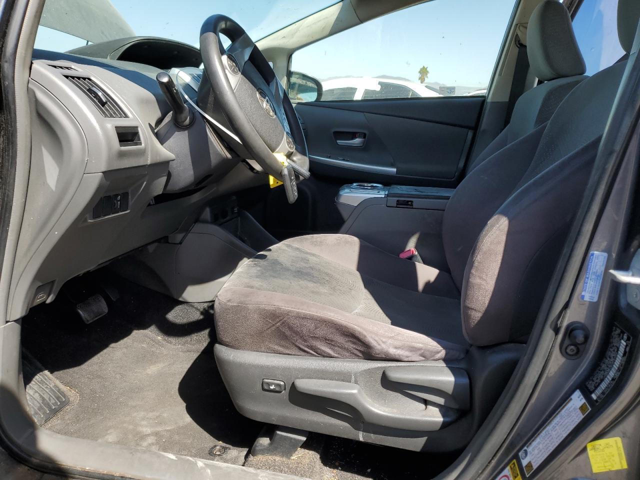 2012 TOYOTA PRIUS V