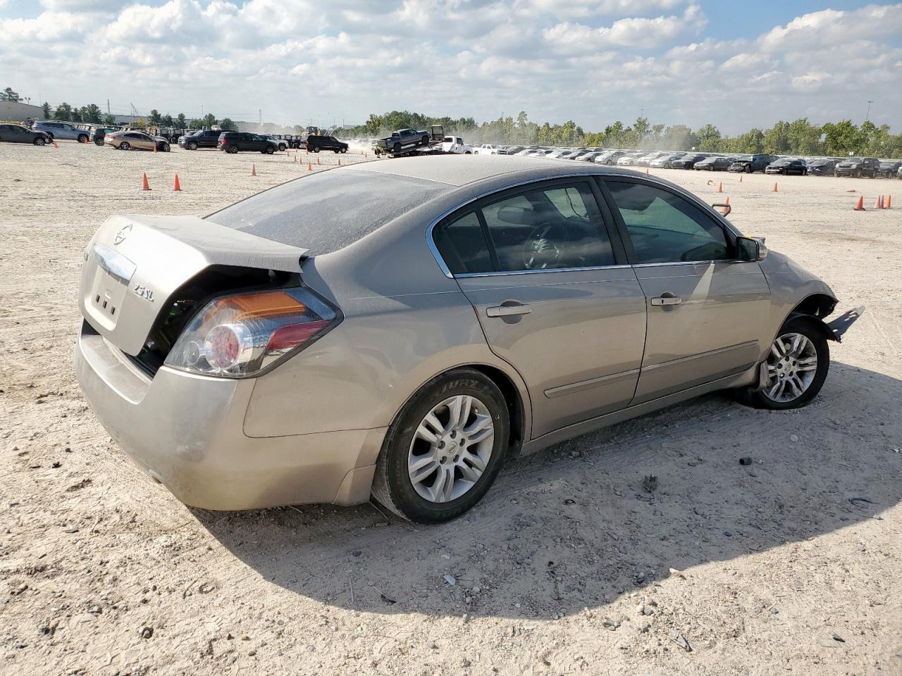 2011 NISSAN ALTIMA