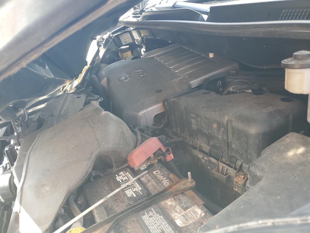 2010 TOYOTA SIENNA