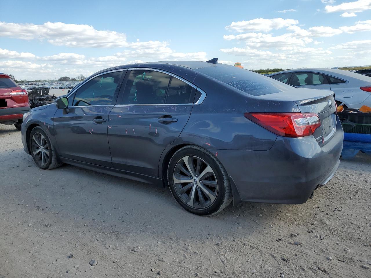 2016 SUBARU Legacy
