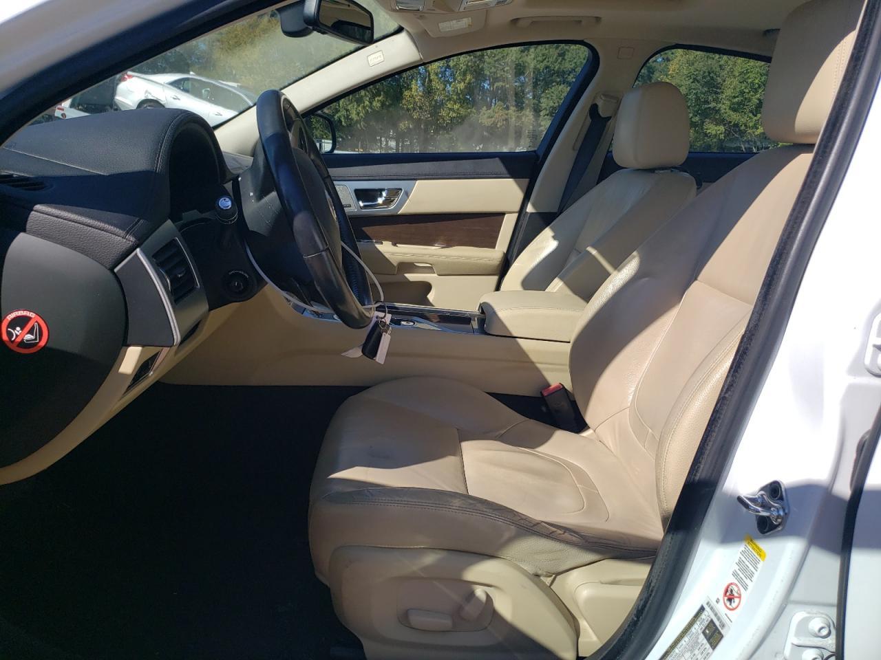2013 JAGUAR XF