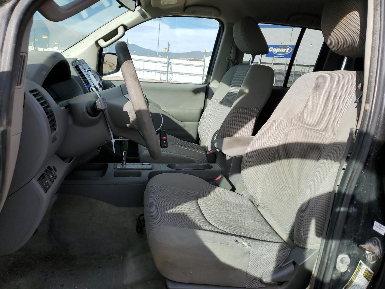 2015 NISSAN Frontier