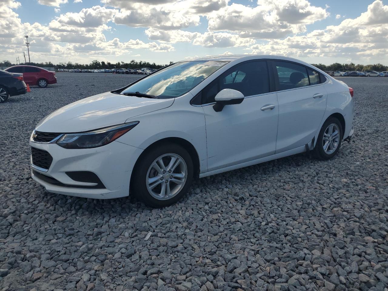 2017 CHEVROLET CRUZE