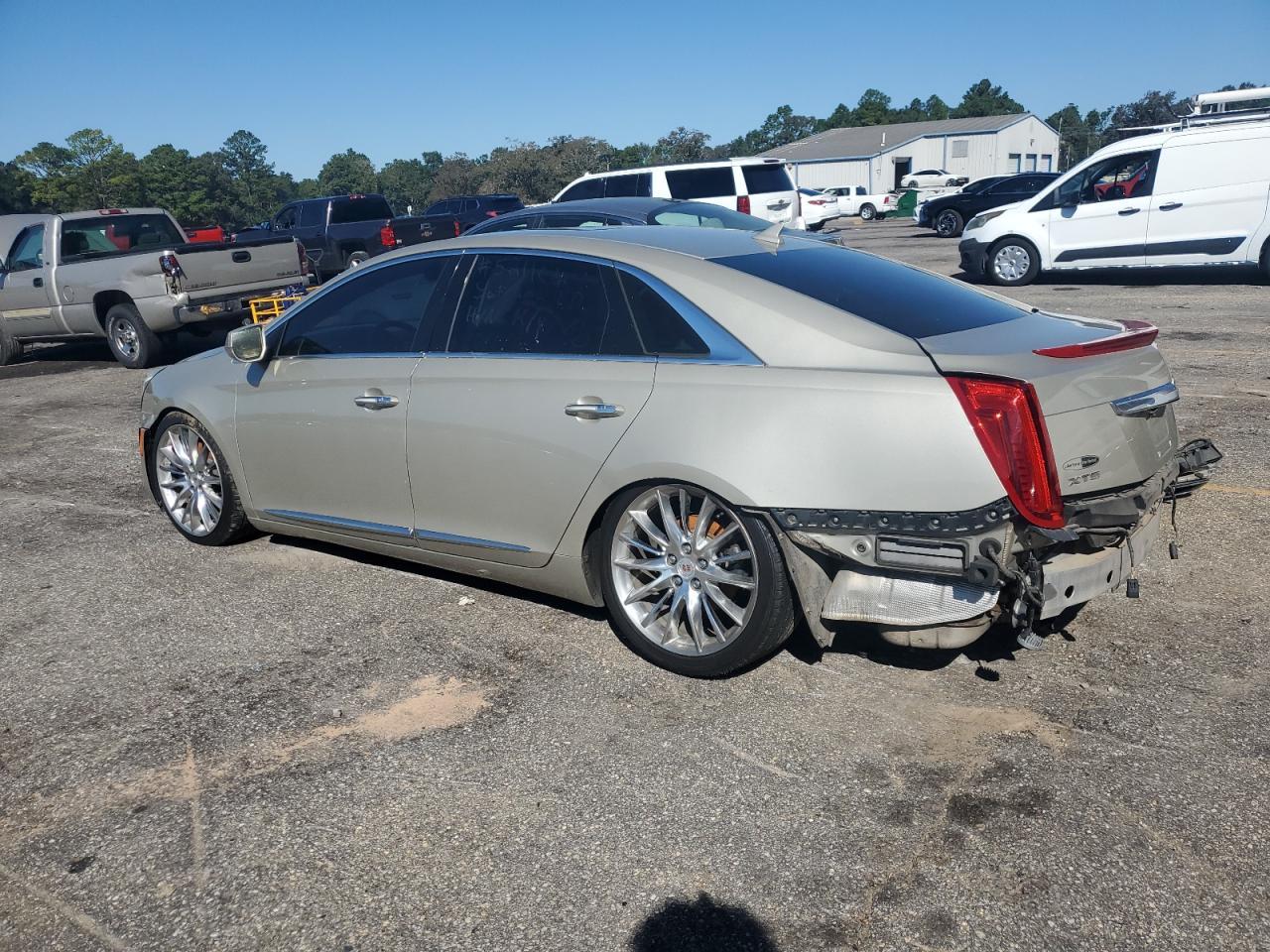 2013 CADILLAC XTS