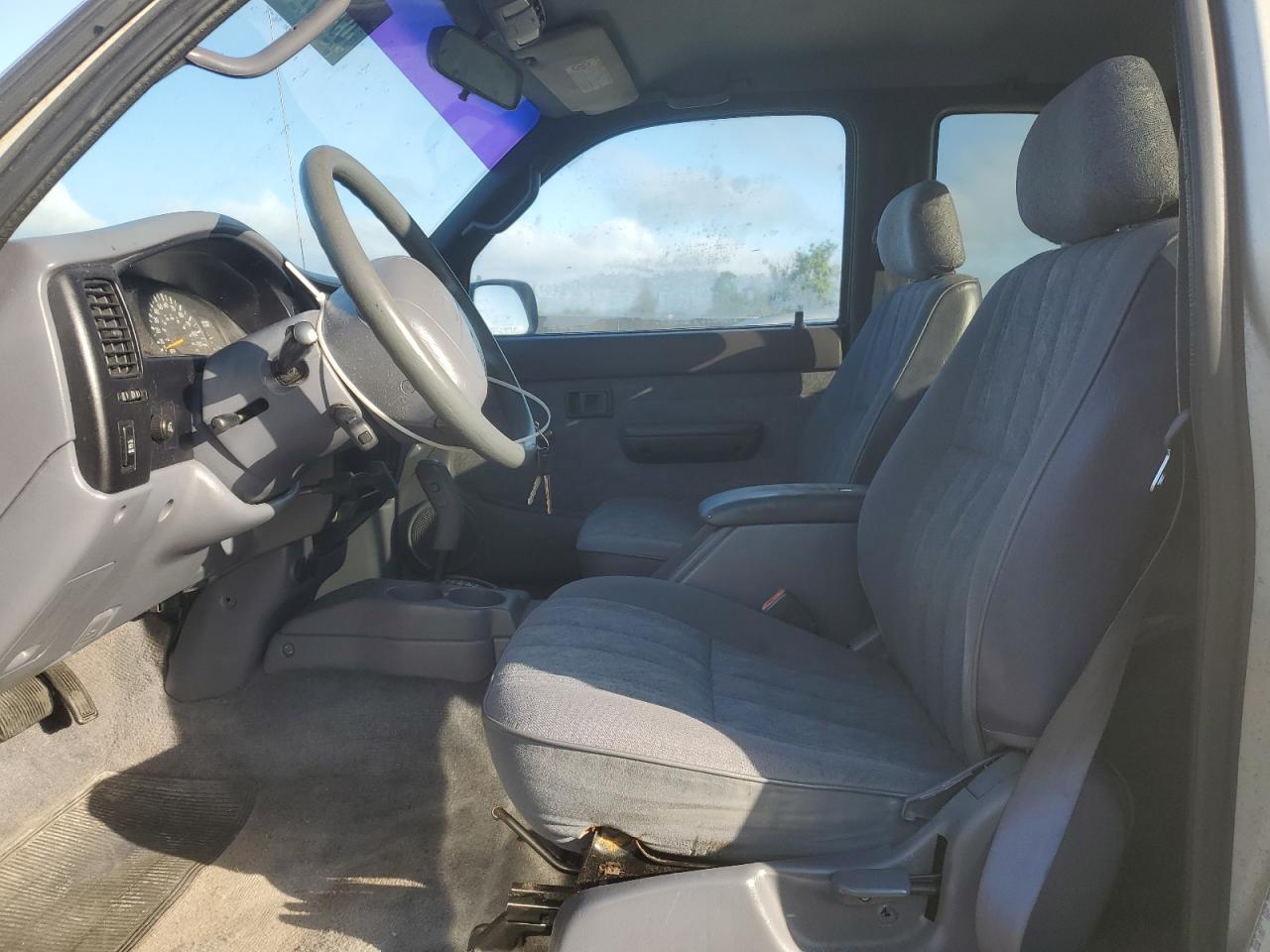 2000 TOYOTA TACOMA