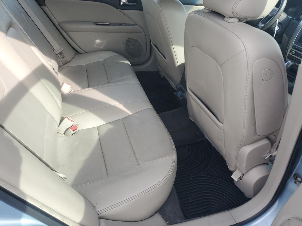 2010 FORD FUSION