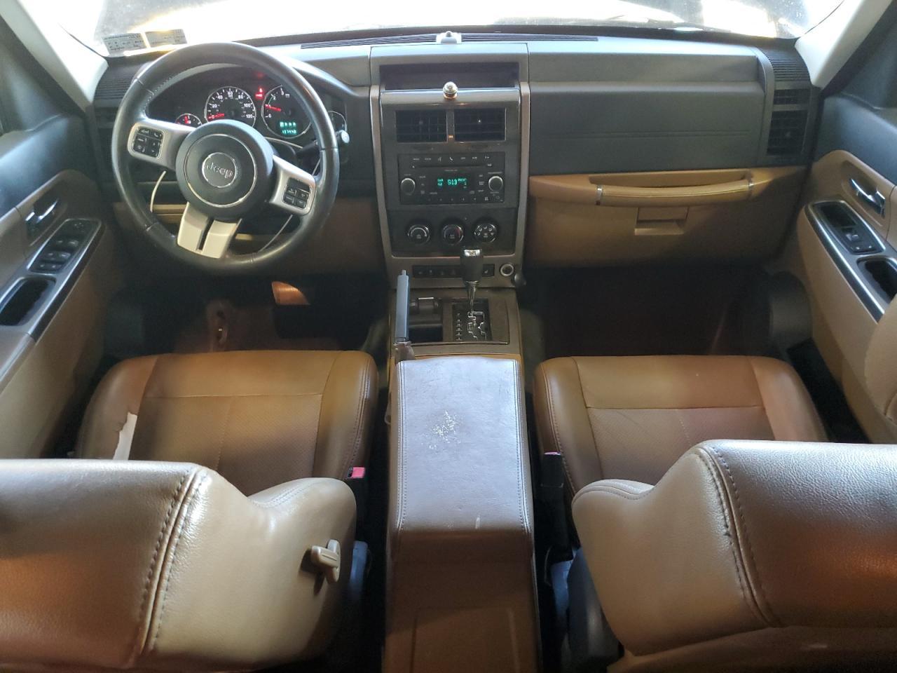 2012 JEEP Liberty