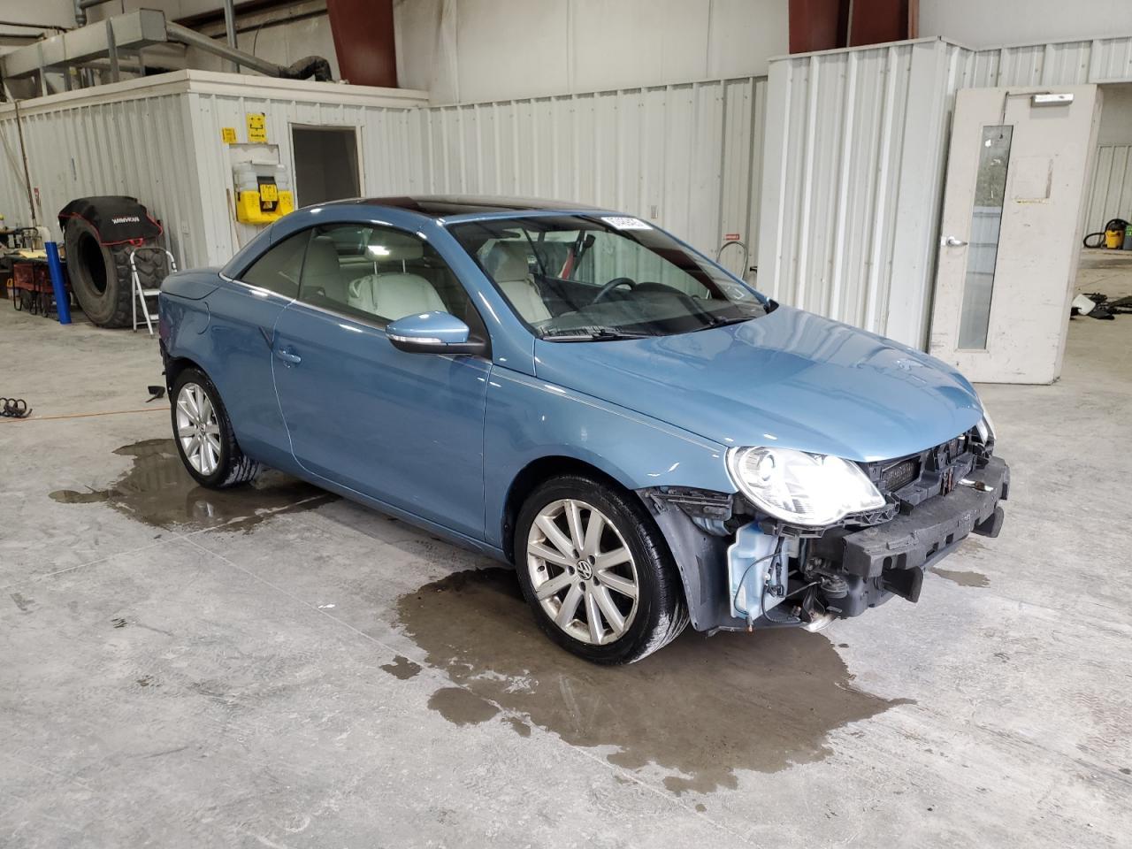 2010 VOLKSWAGEN EOS