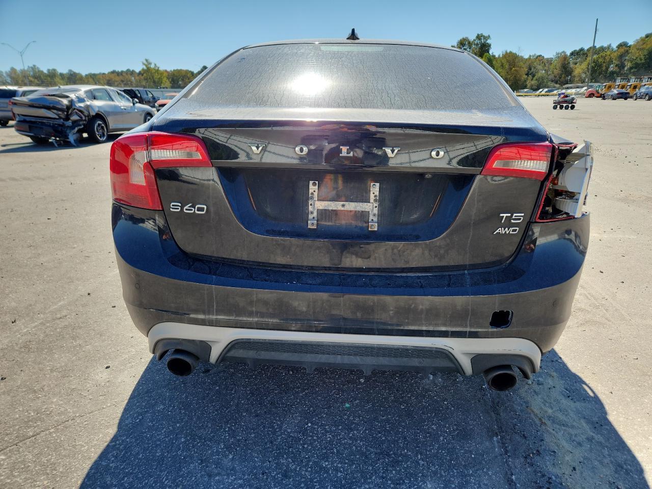 2017 VOLVO S60