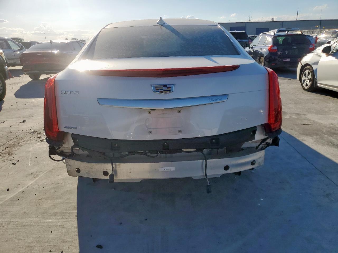 2017 CADILLAC XTS