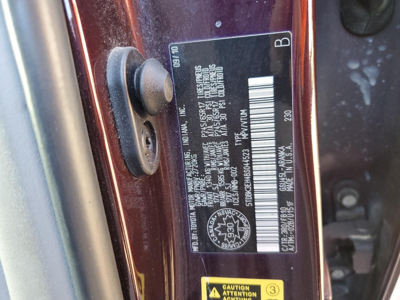 2011 TOYOTA HIGHLANDER