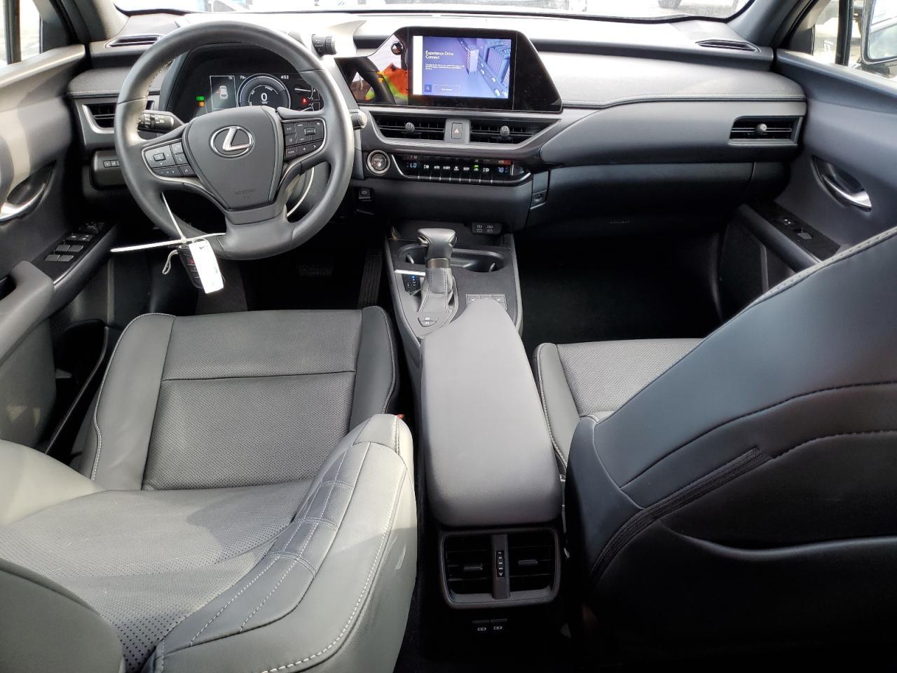 2024 LEXUS Ux