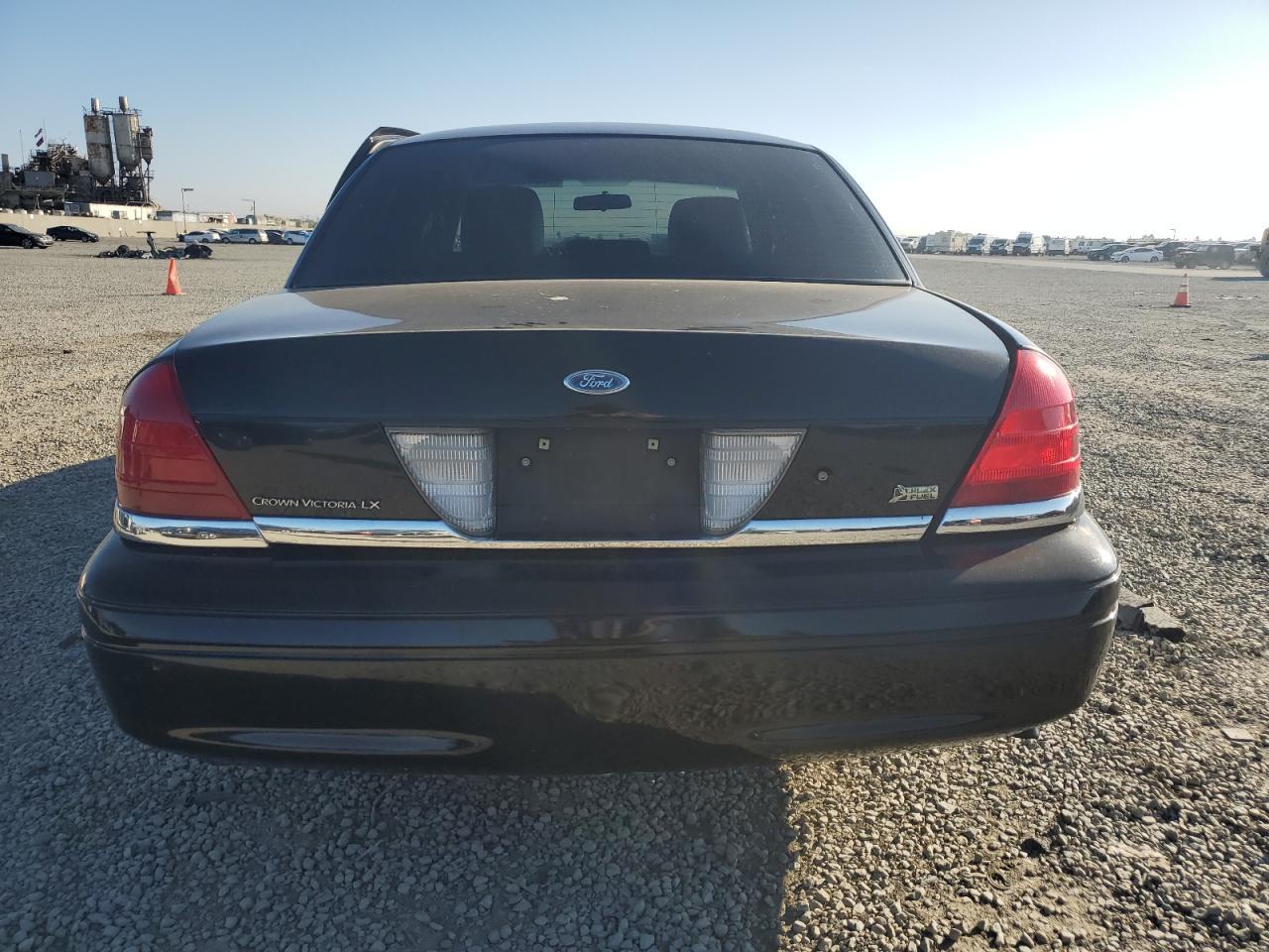 2011 FORD Crown Victoria