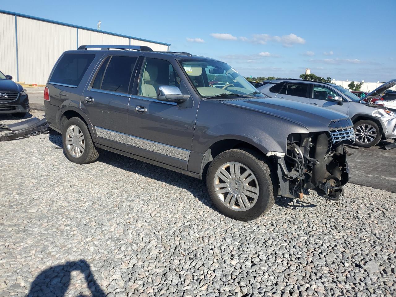 2013 LINCOLN Navigator