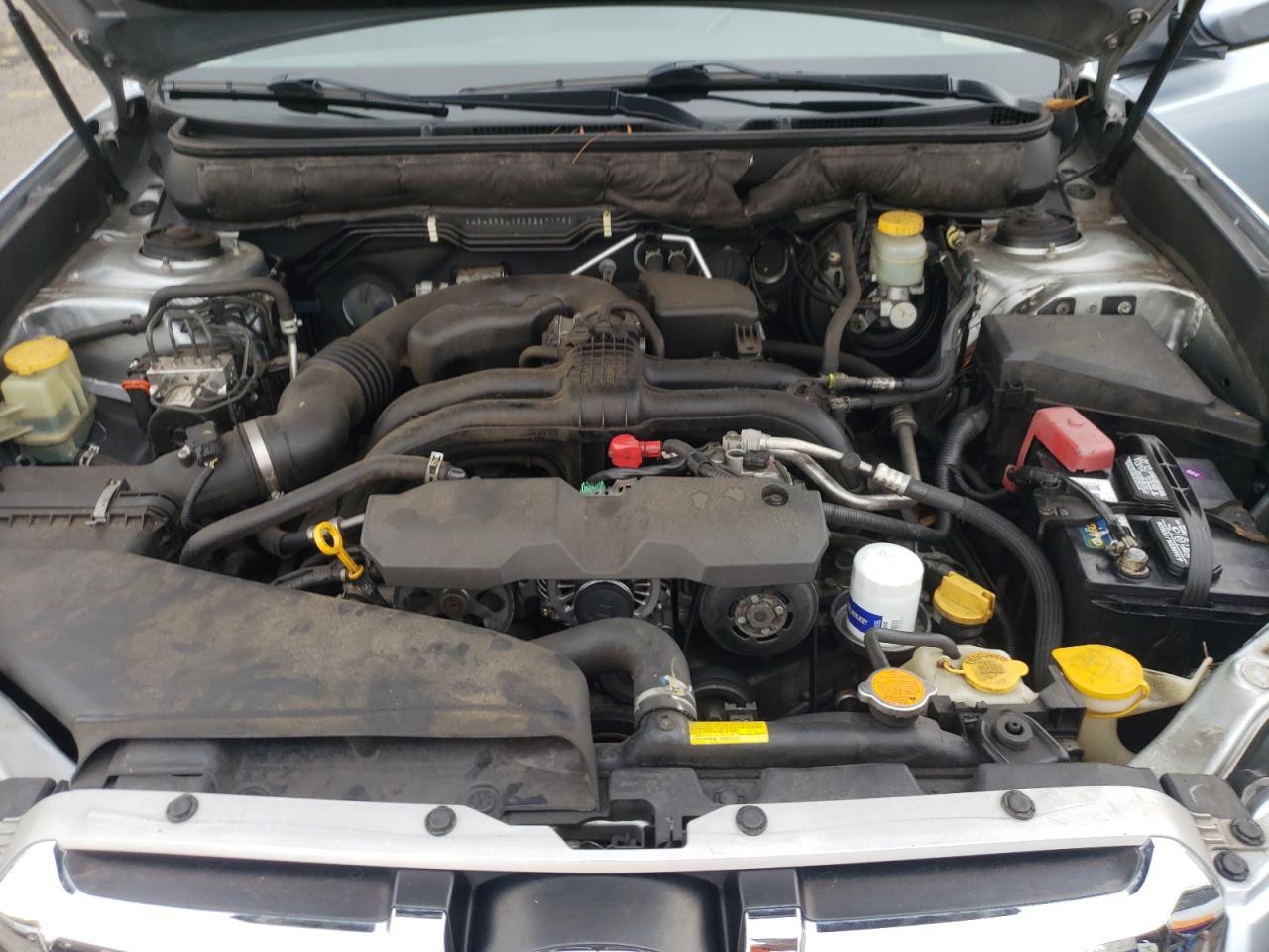 2013 SUBARU Outback