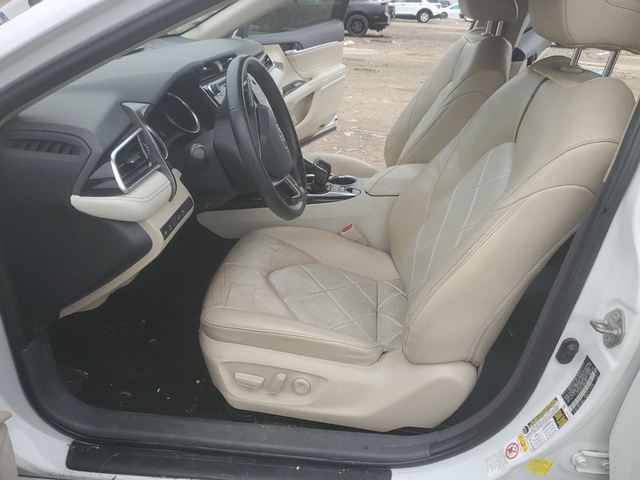 2018 TOYOTA CAMRY