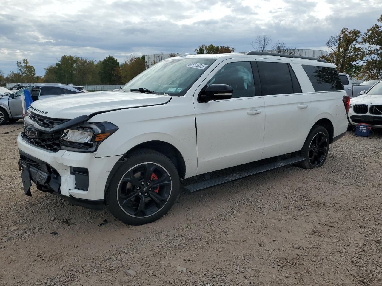2022 FORD Expedition