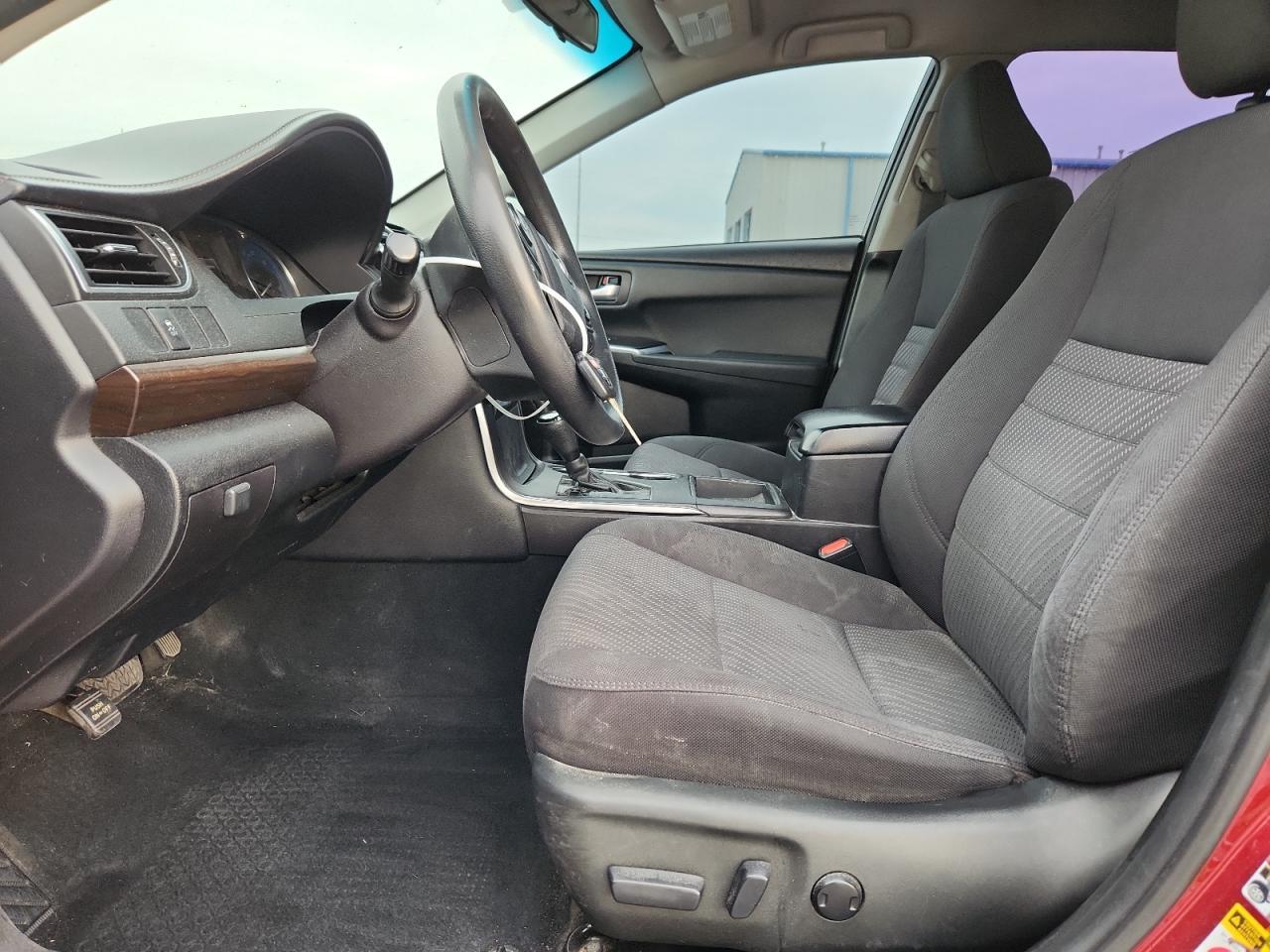 2016 TOYOTA CAMRY
