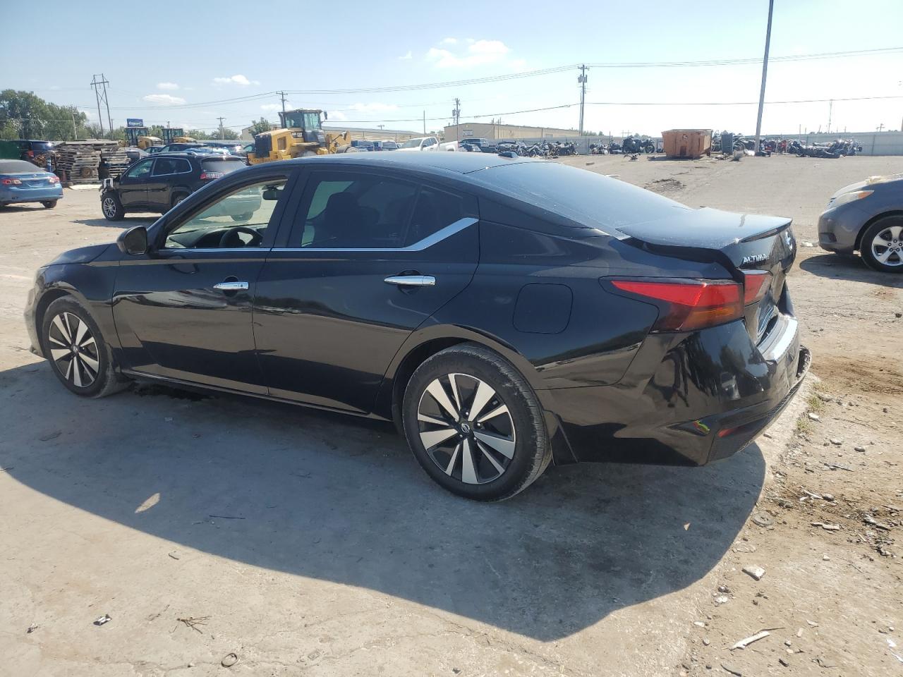 2021 NISSAN ALTIMA