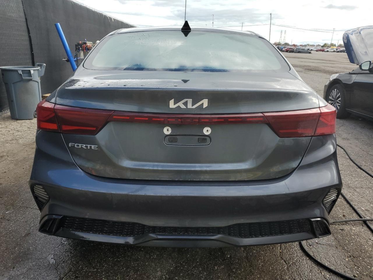 2023 KIA FORTE