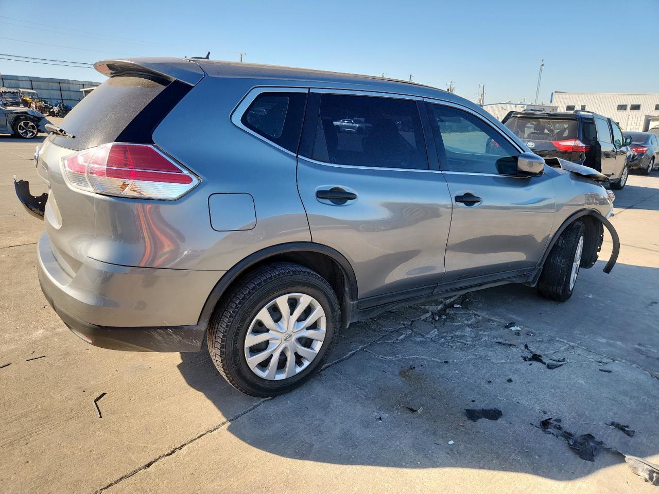 2016 NISSAN ROGUE