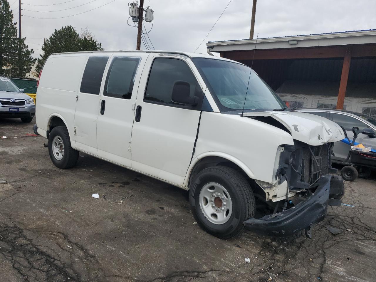 2010 GMC Savana
