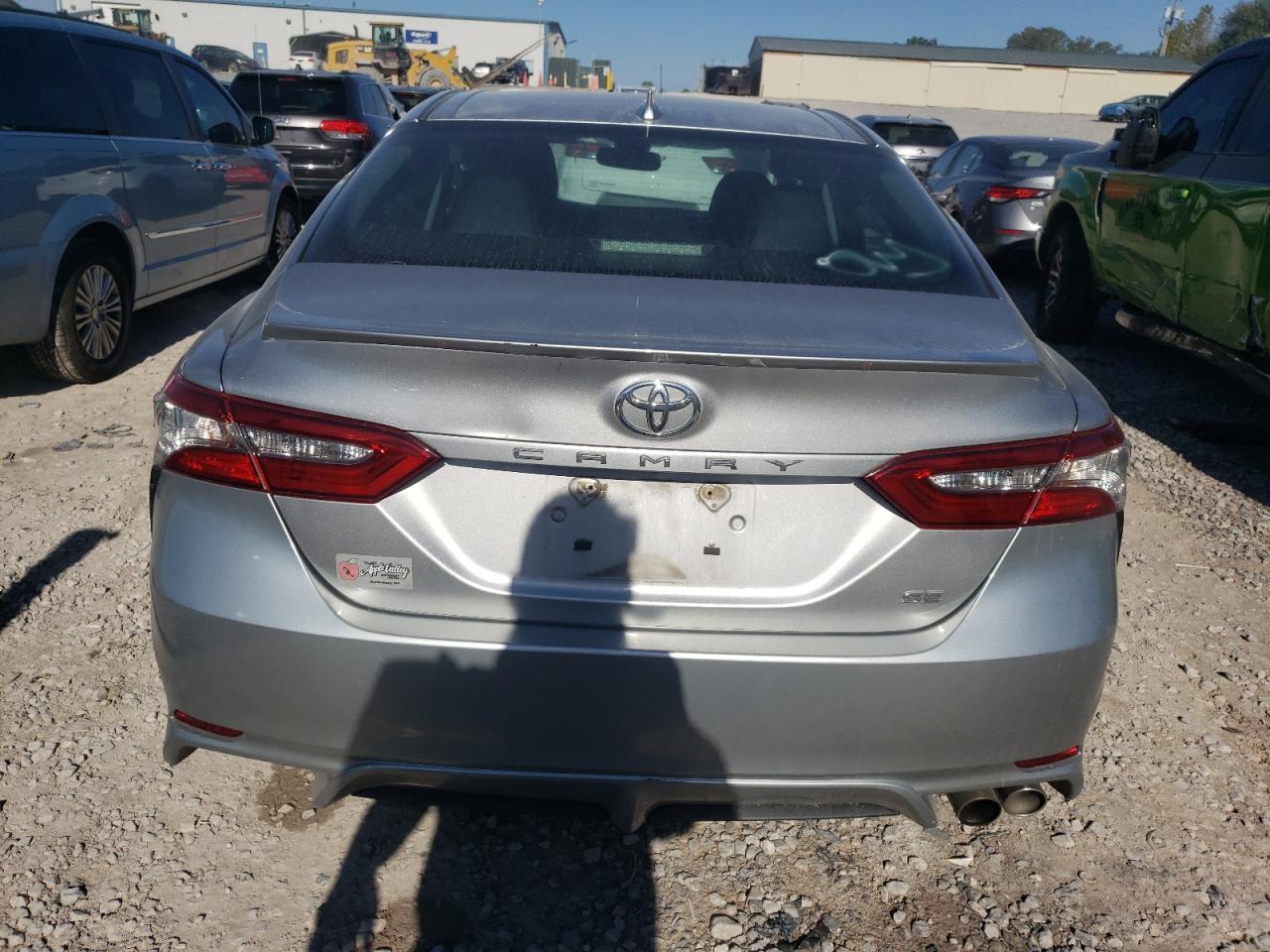 2018 TOYOTA CAMRY