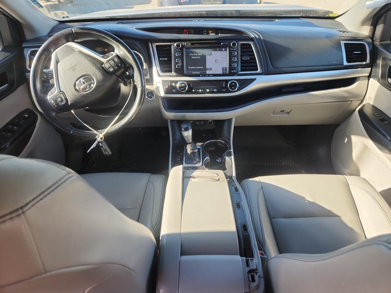 2018 TOYOTA HIGHLANDER