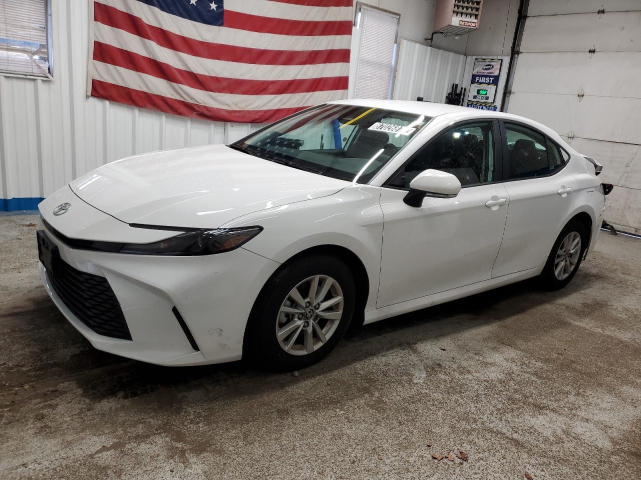 2025 TOYOTA CAMRY