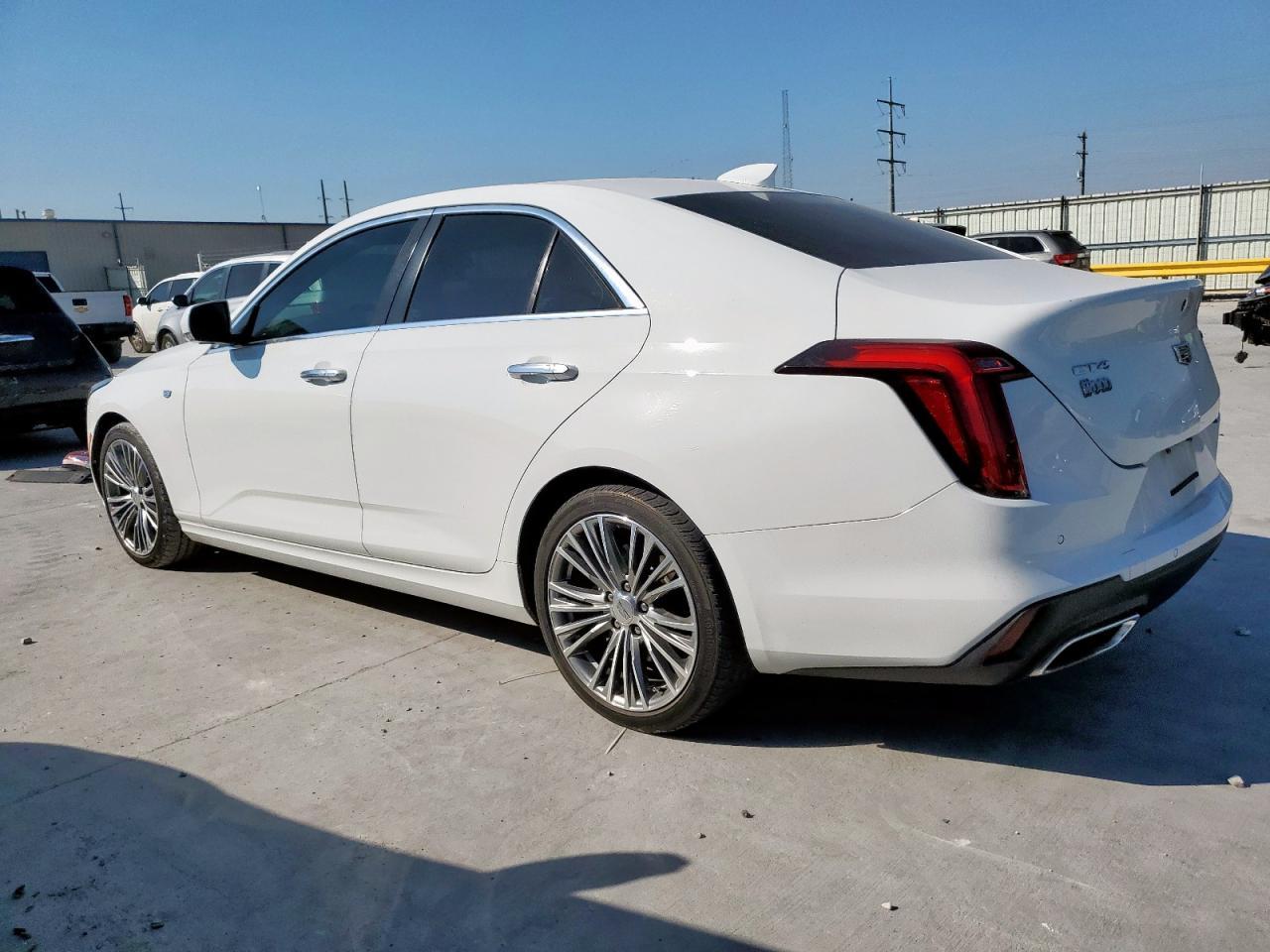 2020 CADILLAC CT4