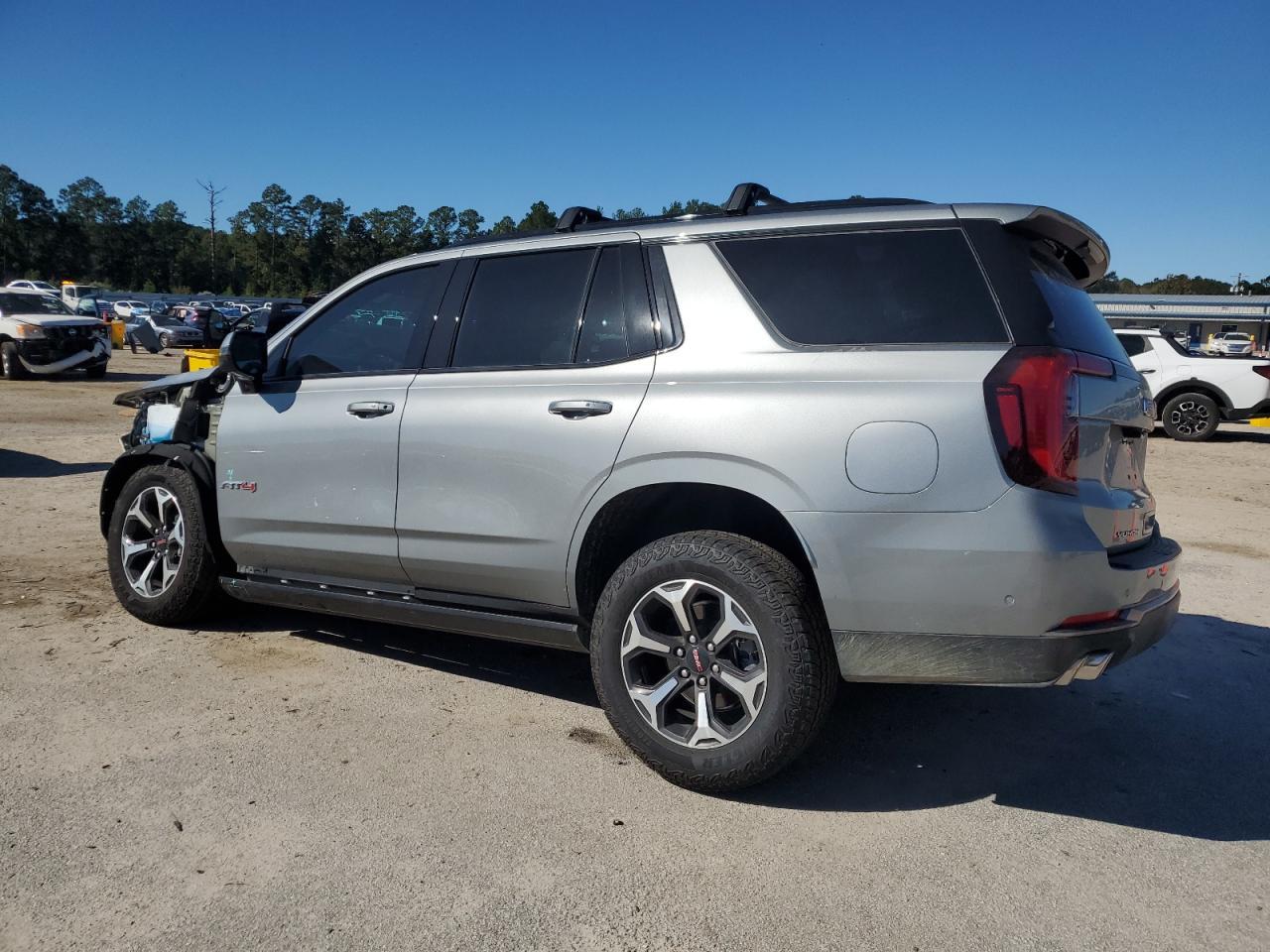 2025 GMC Yukon