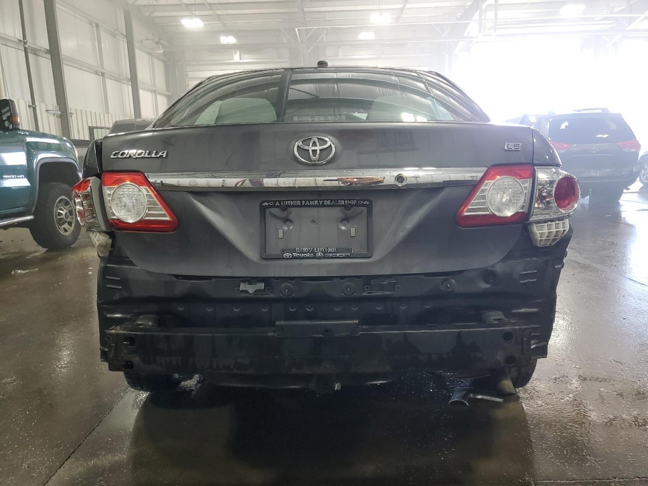2011 TOYOTA COROLLA