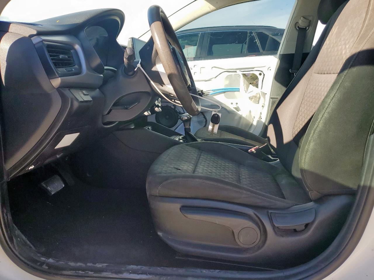 2023 KIA RIO