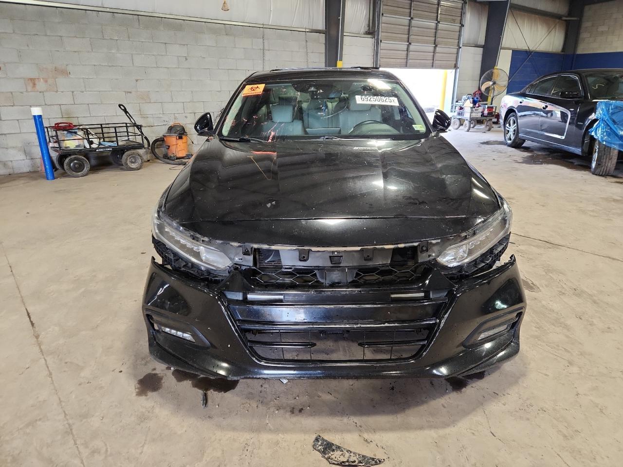 2018 HONDA ACCORD