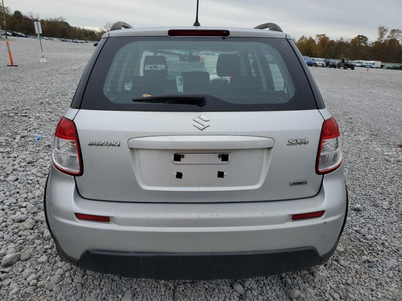 2010 SUZUKI SX4