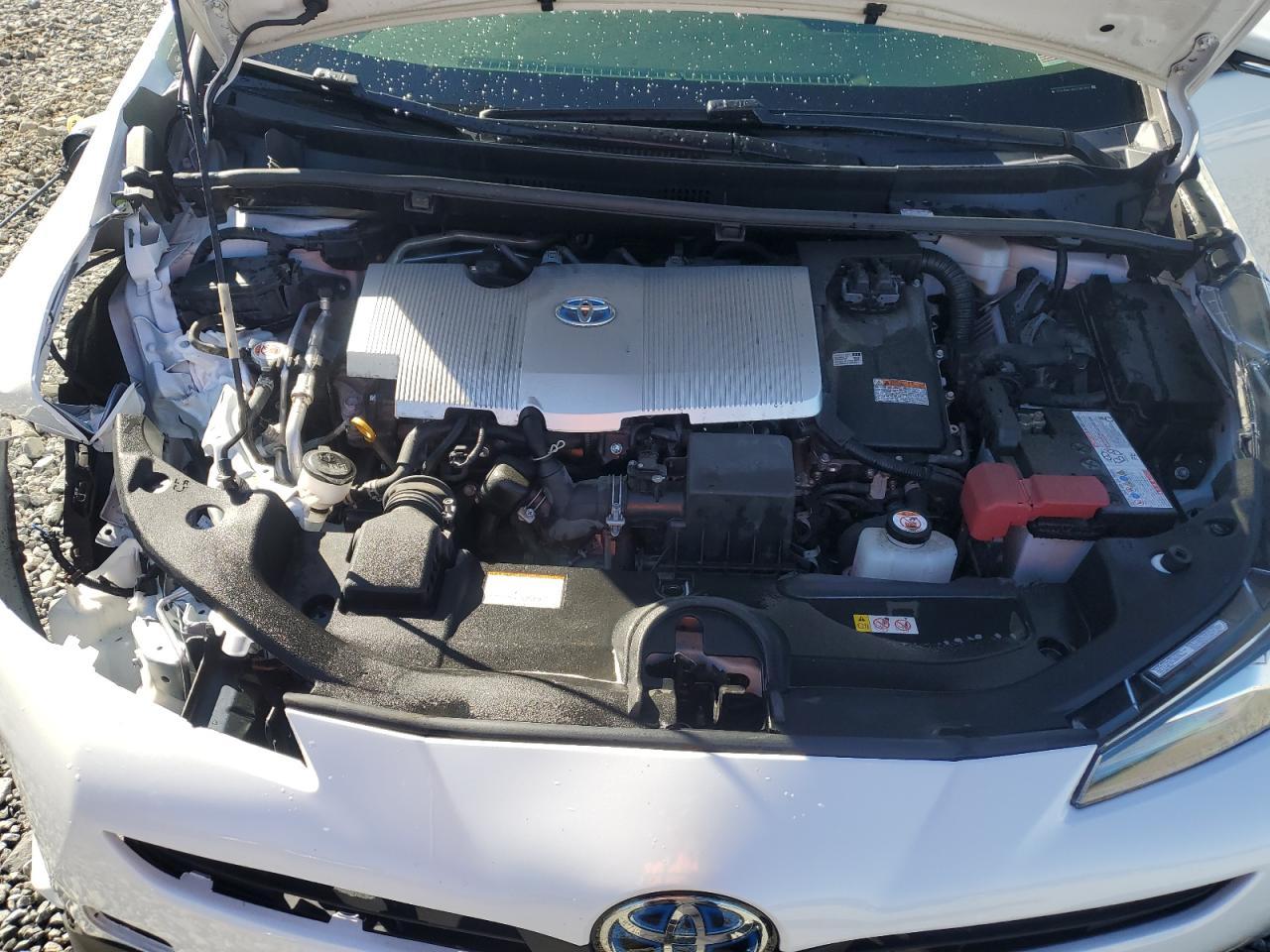 2022 TOYOTA PRIUS