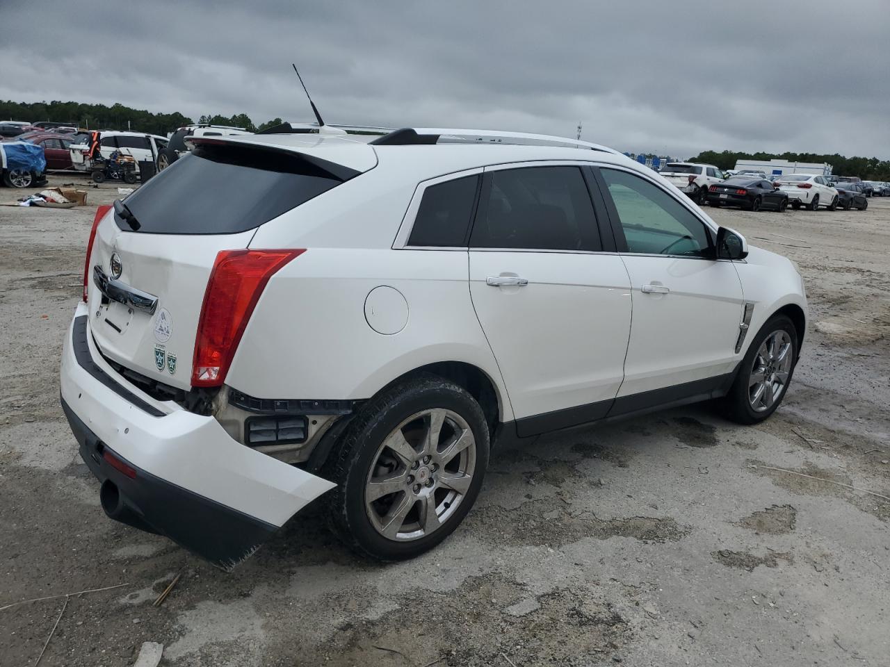2011 CADILLAC SRX