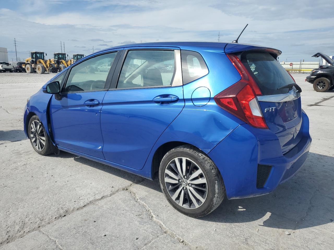 2015 HONDA FIT
