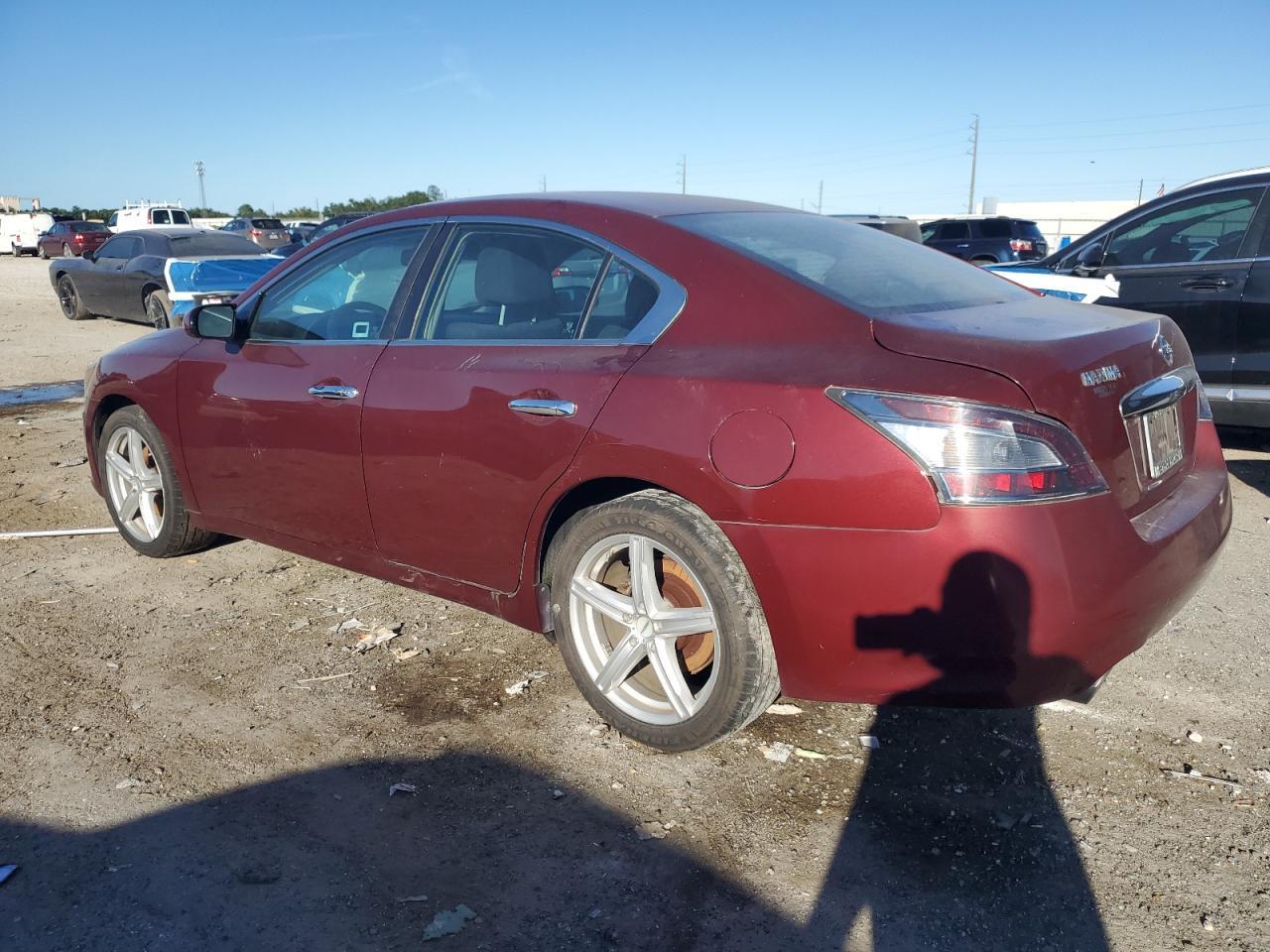 2013 NISSAN Maxima