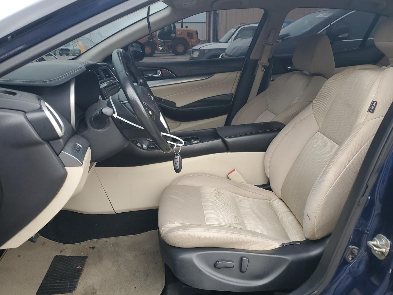 2016 NISSAN Maxima