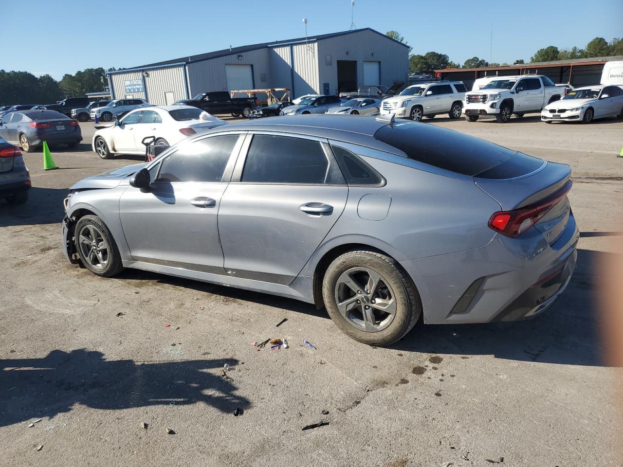 2022 KIA K5