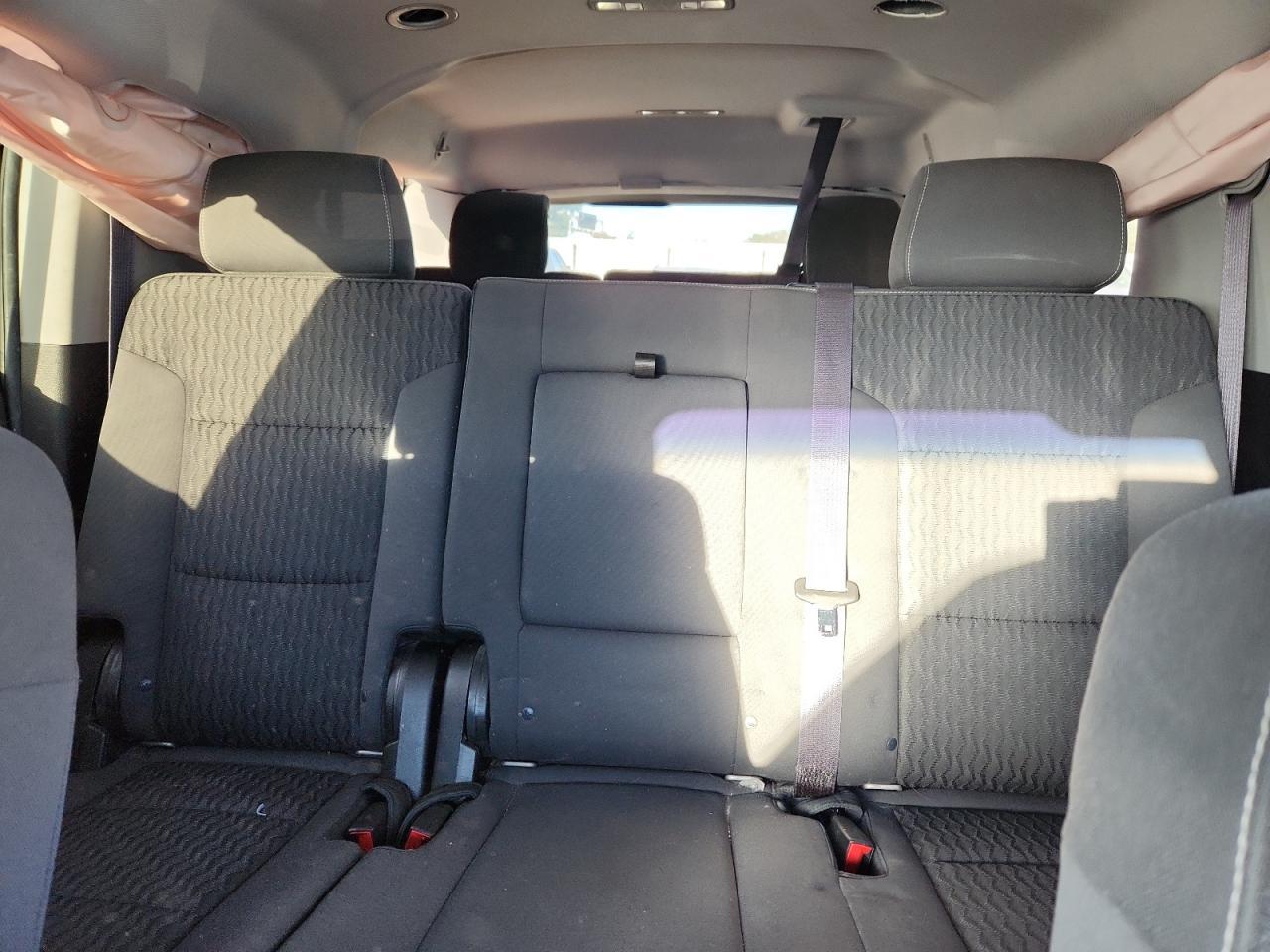 2015 CHEVROLET Suburban